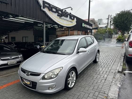 HYUNDAI I30 2.0 MPFI GLS 16V GASOLINA 4P MANUAL